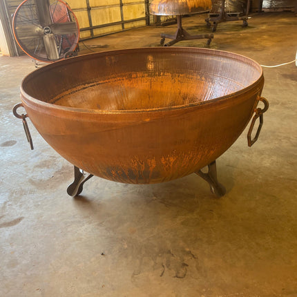 The Kings Cauldron Large Steel Fire Pit