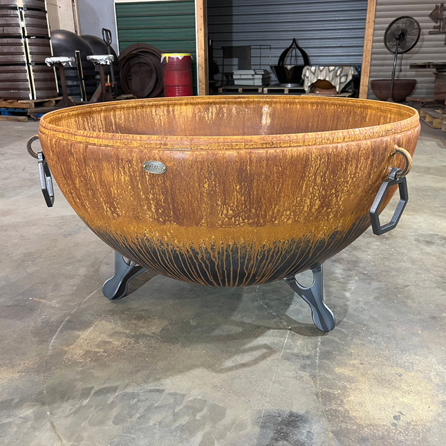The Kings Cauldron Large Steel Fire Pit
